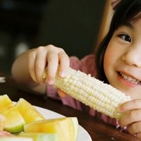 这白糯玉米，一口给我干回童年！颗粒饱满软糯香，绝了！