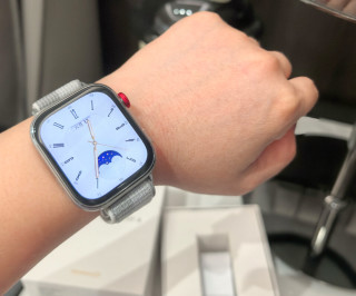 华为WATCH FIT 4幻影银表带轻薄智能手表