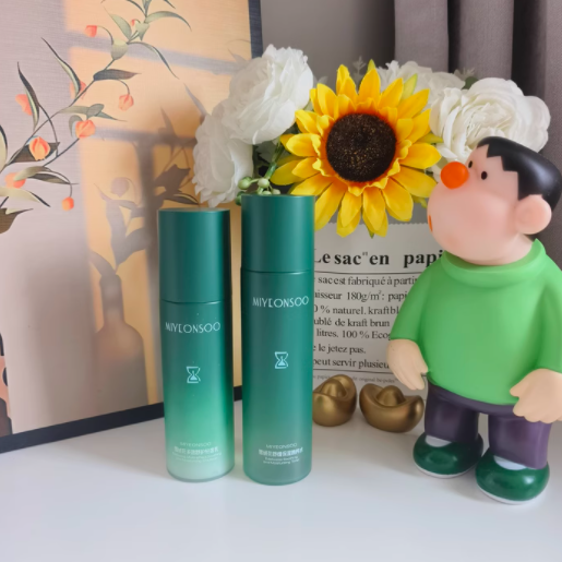 敏感肌姐妹闭眼入！蜜颜秀雪绒花舒缓水乳套装太绝啦👏