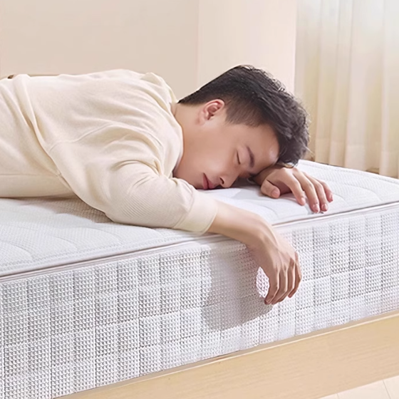 喜师傅床垫：一夜好眠的温柔守护