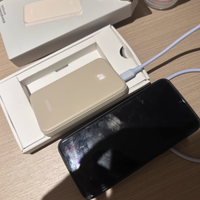 【真实测评】绿联 10000mAh 自带线充电宝，出行充电超省心！