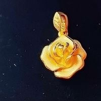 七夕浪漫之约，送TA周大福“心动”项链