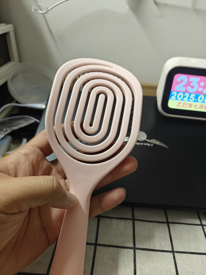 名创优品梳子