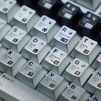 客制化玩家的终极浪漫？全铝金属键帽！KBMaster参数化键帽套装