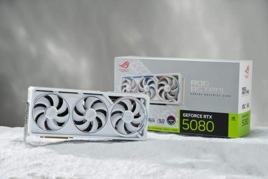 七夕换新白色显卡更具新意!ROG ASTRAL白夜神RTX5080来袭