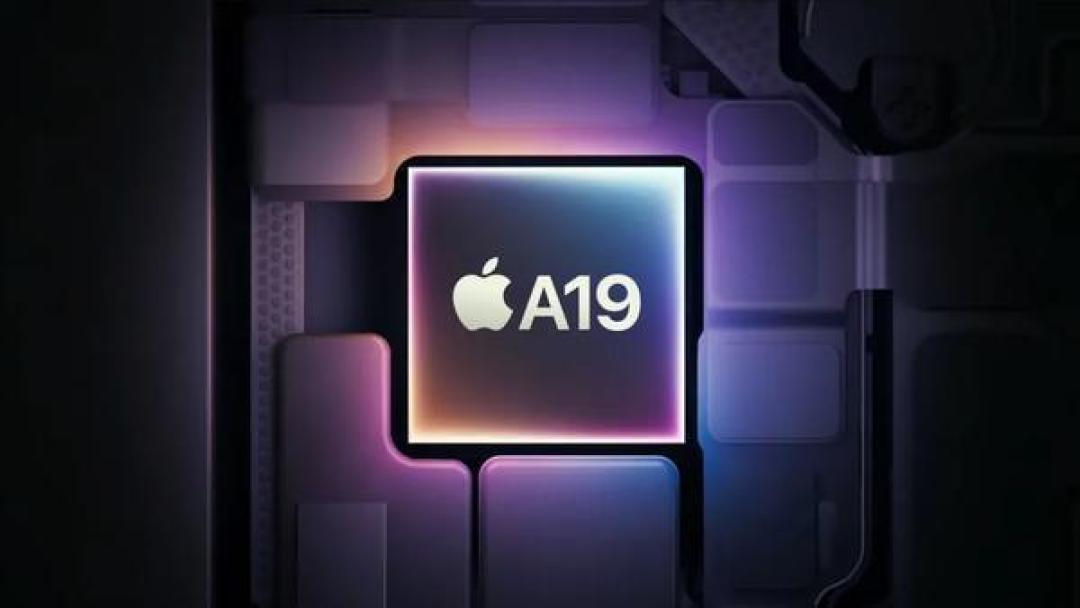 iPhone 17 Air定档:5.5mm超薄机身携固态电池领衔创新,能否颠覆折叠屏市场?