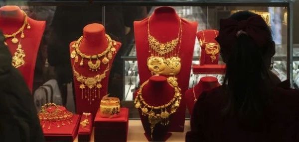 老庙黄金深夜致歉