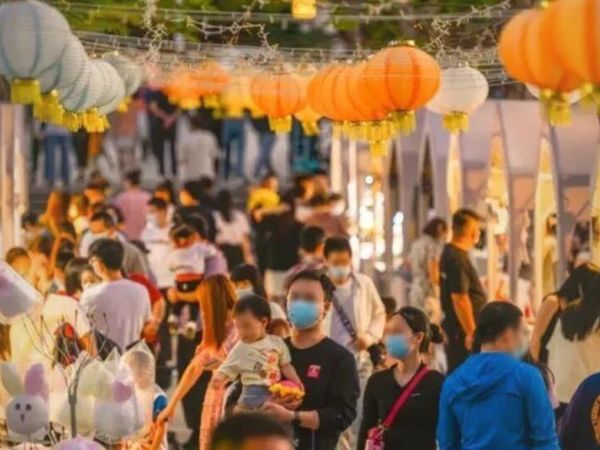 说深圳没有历史的人，应该来一趟清平古墟