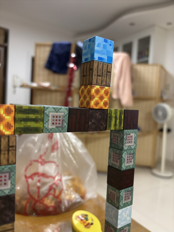 布鲁奇金属拼插