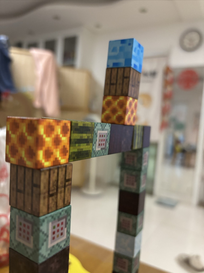 布鲁奇金属拼插