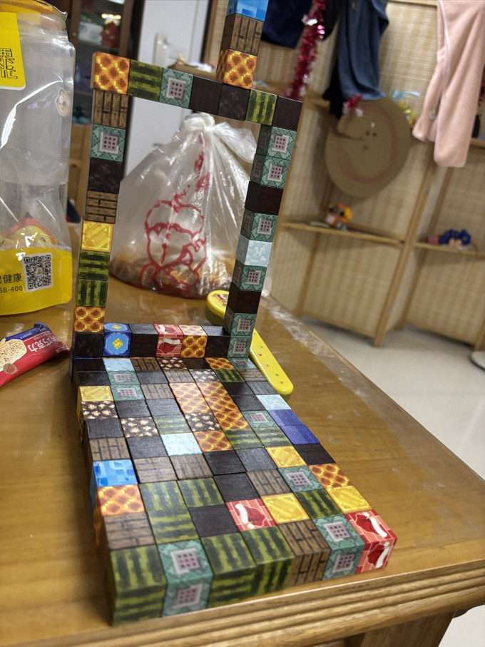 布鲁奇金属拼插