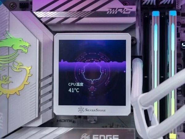 屏幕巨大，散热性能超强，银昕E360 MAX一体式水冷散热器 评测