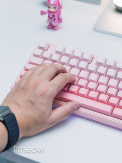 狼蛛F87Pro V2太会玩！潮玩点阵屏+Disco灯效 开学季键盘就选它！