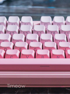 狼蛛F87Pro V2太会玩！潮玩点阵屏+Disco灯效 开学季键盘就选它！