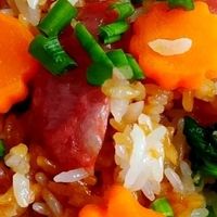 快节奏生活中的温馨滋味：电饭锅版煲仔饭速记