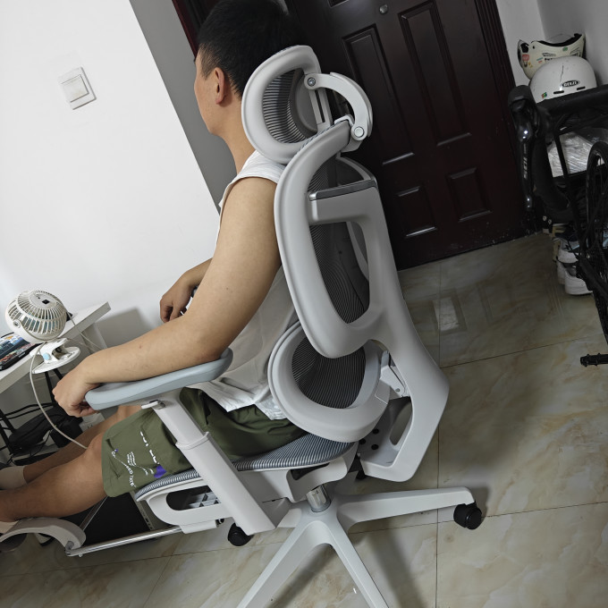 座易电脑椅