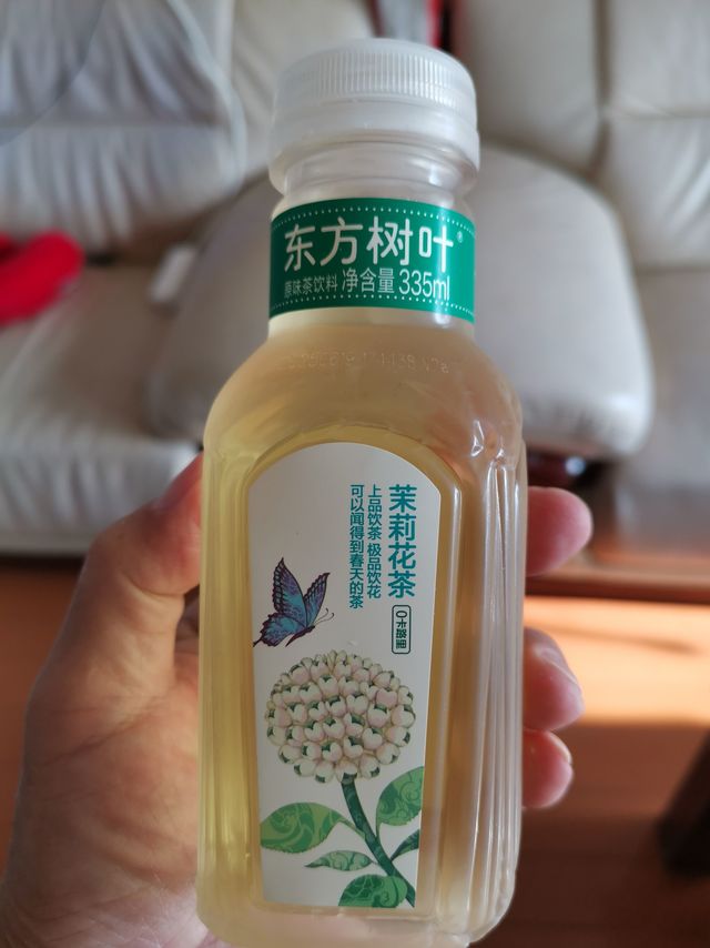 奉小草大人旨意评价：农夫山泉东方树叶茶饮料无糖零糖零脂零卡