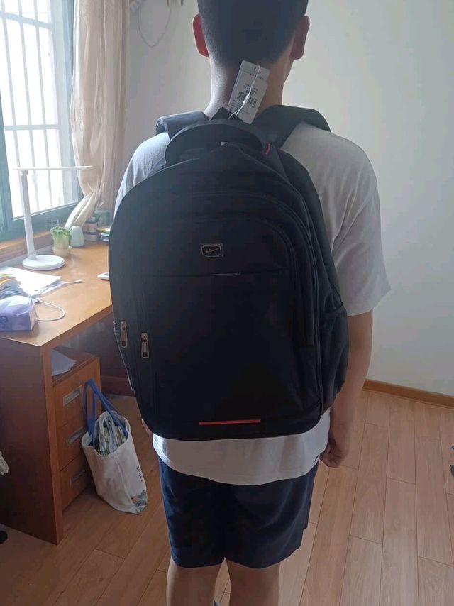 国货回力大容量学生书包，质量杠杠