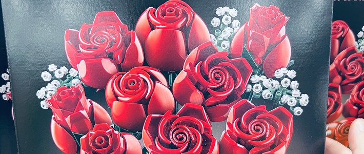 生活用品 篇零：乐高玫瑰花束，用积木定格永不凋零的浪漫！