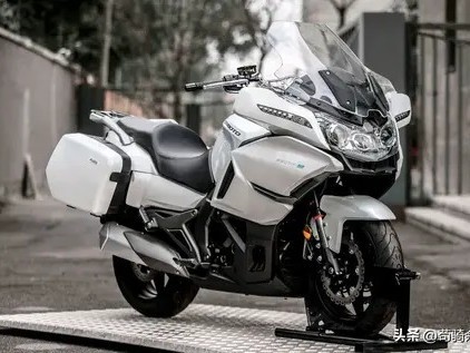 春风联合雅马哈双节献礼，650TR-G公路车型优惠六千引关注