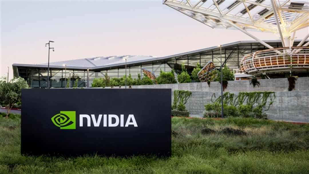 1560亿!NVIDIA AI收入一半多来自三大客户:你猜都是谁