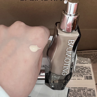 💖八角亭修颜持妆山茶粉底液，妆界宝藏来袭！