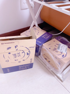 32块钱一箱的特仑苏我就是这顿买