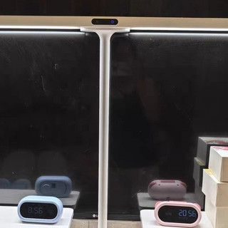 多人阅读的智能台灯孩视宝