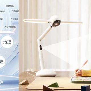 方言互动、作文精批、光随书动、坐姿矫正..元萝卜上新AI光翼灯