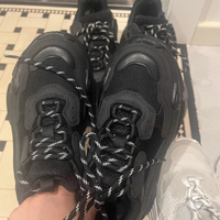 多走路山川鞋：轻量透气，长效耐穿的时尚之选