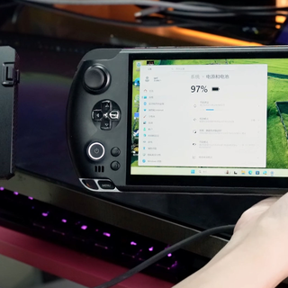 掌机续航新思路？GPD Win5尝试外挂电池设计引热议
