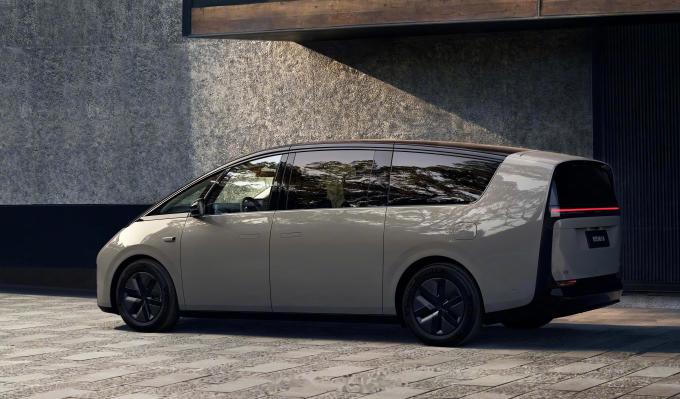 理想乘用型MPV