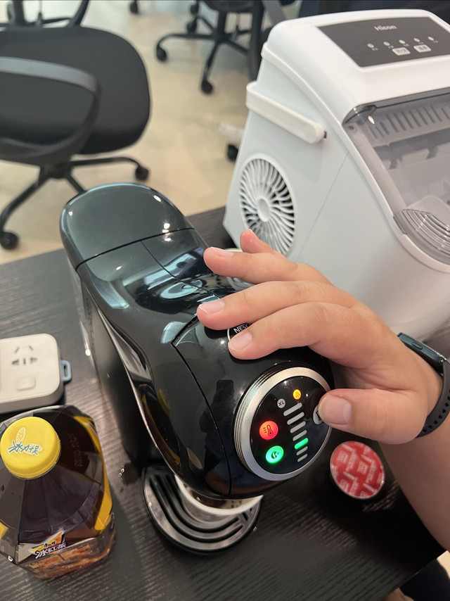 100块淘了台二手雀巢咖啡咖啡机真香！这下不用每天花9.9买咖啡了