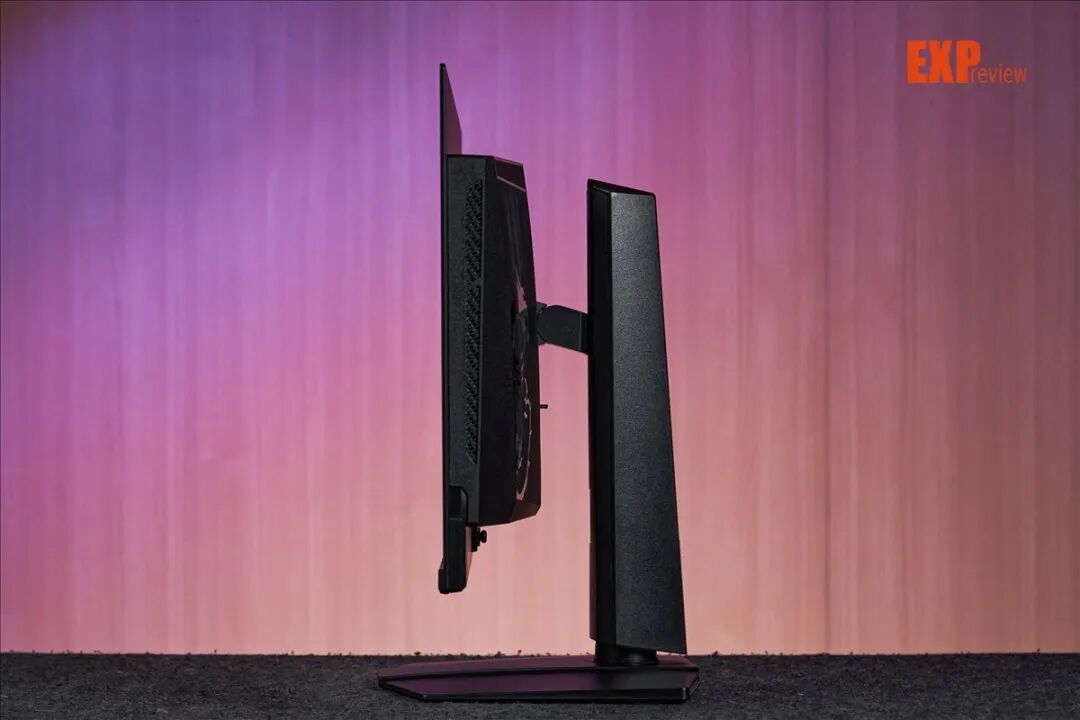 微星MPG 271QR QD-OLED X50流光评测:高刷清晰无残影,AI好玩妙处多