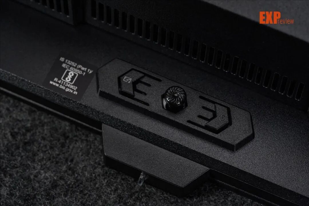 微星MPG 271QR QD-OLED X50流光评测:高刷清晰无残影,AI好玩妙处多