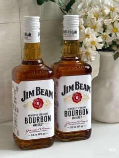 金宾（Jimbeam）威士忌，新手友好，晚上和另一半调着喝闭眼冲！