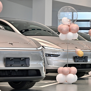 特斯拉Model Y L悄悄卖爆，日均订单近万辆