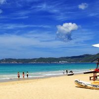 天气逐渐转凉，现在适合三亚旅游