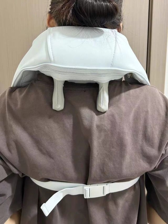 推荐一款肩颈按摩仪，价位在¥300左右