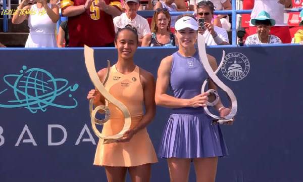 #babolatfamily##赛事集锦#  #费尔南德斯首夺500赛冠军# 这决赛...娅娅把名字后缀改一下吧，亚军心太重了，决赛一泻千里完全不知道在打些什么。反观费尔南德斯毫无疲态，和前四场一样发