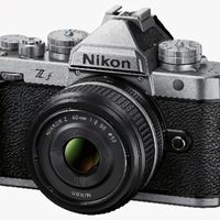 尼康推出全画幅微单数码相机Zf银色新款