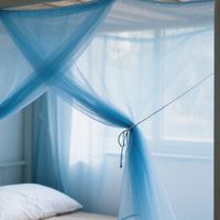 开学返校：学生宿舍蚊帐，守护睡眠的“刚需装备”