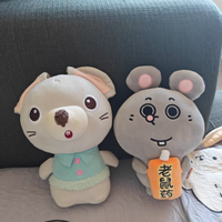名创优品美叽和大鼠抱抱系列搞怪玩偶：打工人的趣味精神寄托