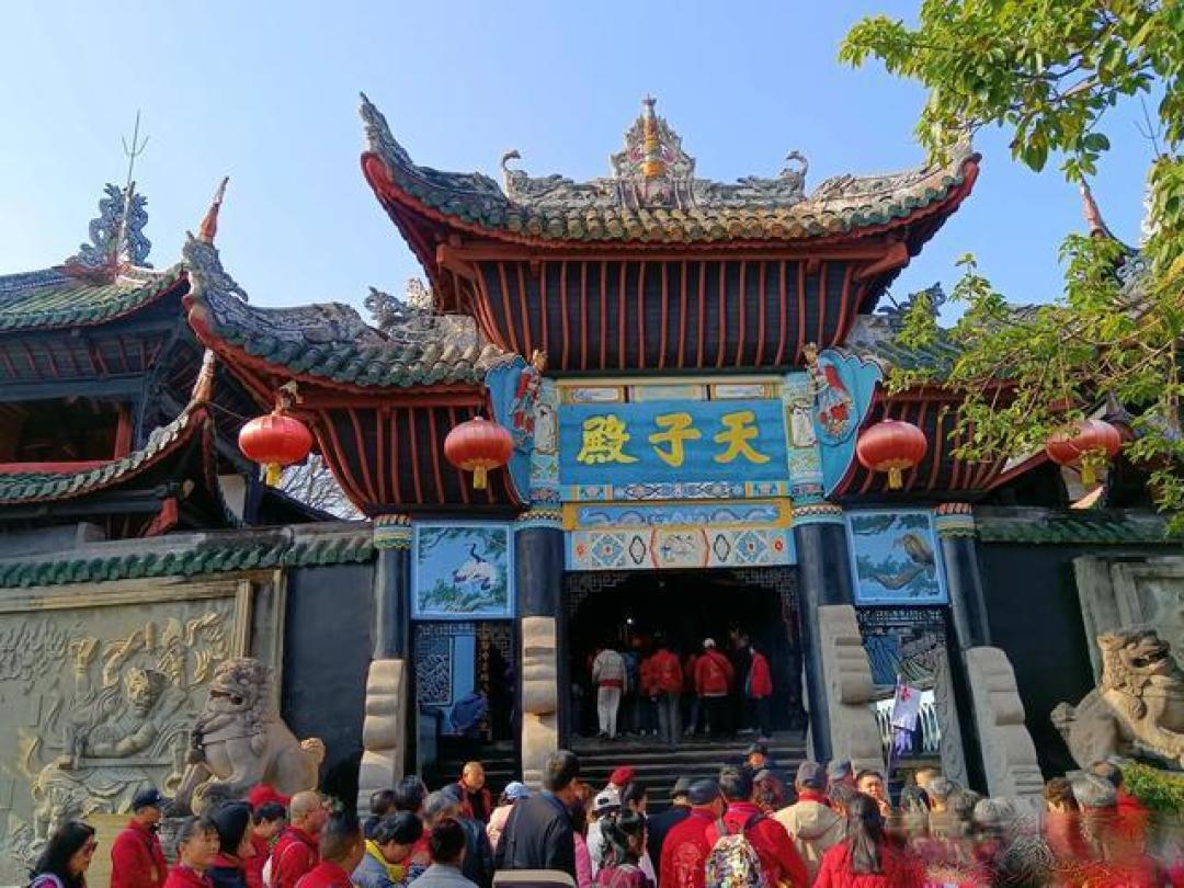 穿越千年幽冥秘境:丰都鬼城的三教文化巡礼与生死沉思之旅