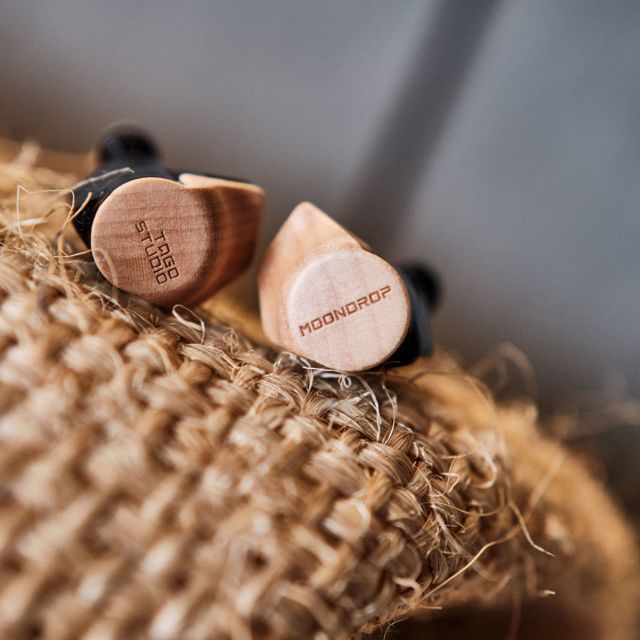 水月雨Moondrop Harmon-SP Tago Studioコラボイヤホン