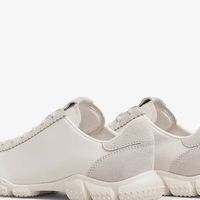 TATA 2025春季女鞋：复古设计与舒适兼备