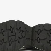 轻便舒适时尚百搭女款运动鞋