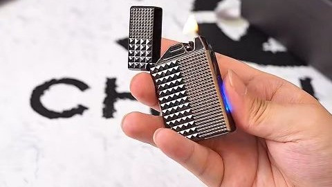 这个打火机这么帅吗？