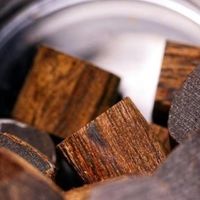 迪拜王室偷偷囤的‘黑色黄金’——奇楠究竟有哪些用途？