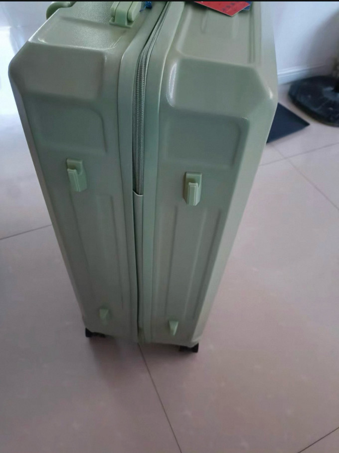 回力旅行箱包